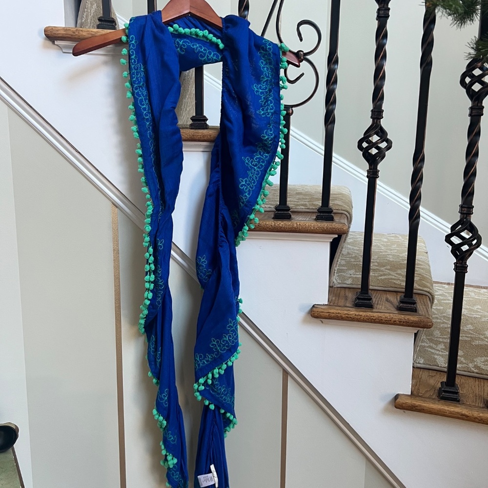 Vibrant Blue Scarf with Green Accents - Picture 4 of 5